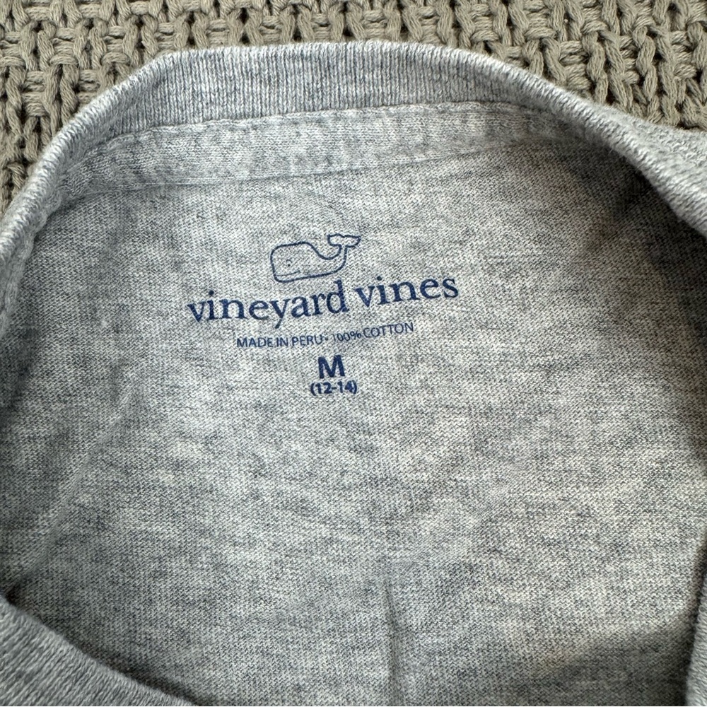 Vineyard Vines Kids Gray Halloween Whale Long Sleeve Tee ~ FITS 8/10 - Picture 8 of 11